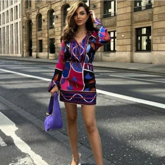 NEW Zara BLOGGER'S FAVE! Pucci Style Printed Mini Skirt, Size XS - Picture 6 of 16